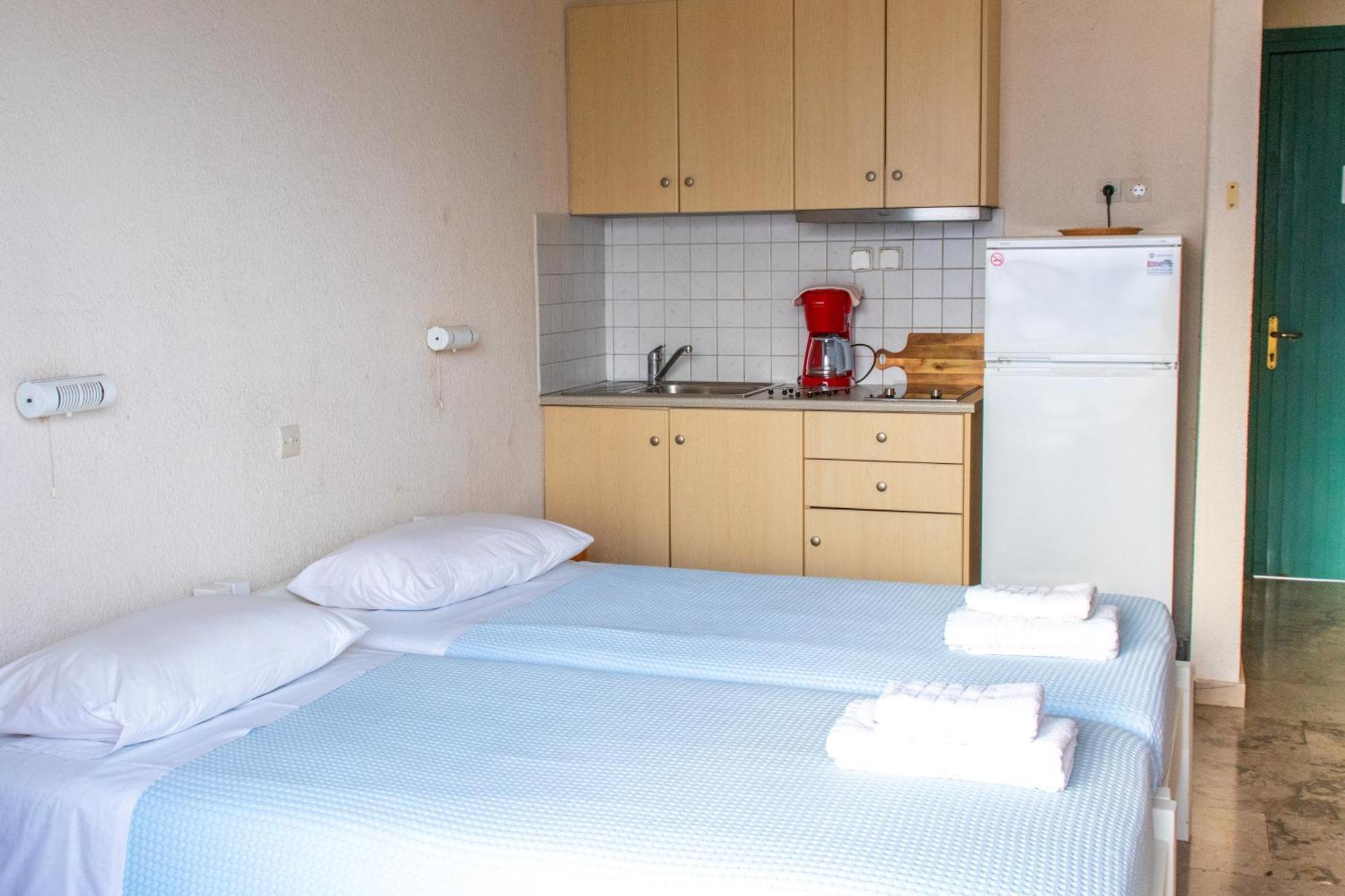 Galini Studios And Apartments Ласі Екстер'єр фото